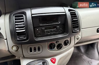 Минивэн Renault Trafic 2003 в Черновцах