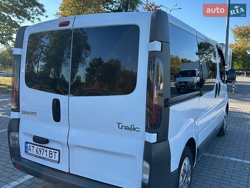 Минивэн Renault Trafic 2006 в Коломые фото 27 Минивэн Renault Trafic 2006 в Коломые