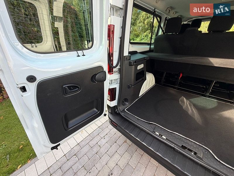 Мінівен Renault Trafic 2025 в Києві фото 50 Мінівен Renault Trafic 2025 в Києві