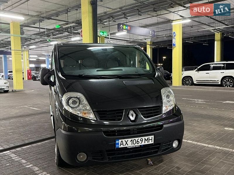 Мінівен Renault Trafic 2007 в Києві фото 5 Мінівен Renault Trafic 2007 в Києві