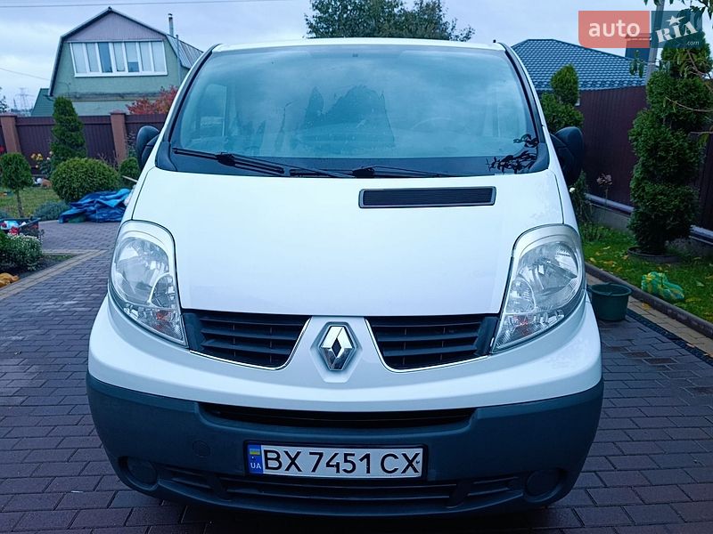 Грузовой фургон Renault Trafic 2014 в Хмельницком