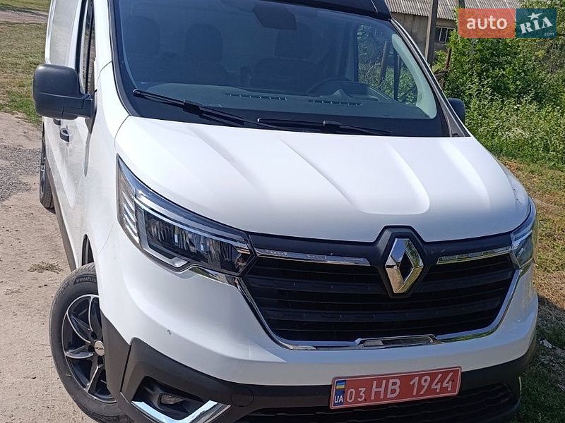 Грузовой фургон Renault Trafic 2024 в Радехове