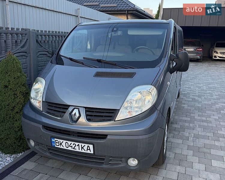 Renault Trafic 2012