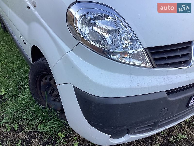 Минивэн Renault Trafic 2008 в Ровно