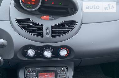 Купе Renault Twingo 2014 в 