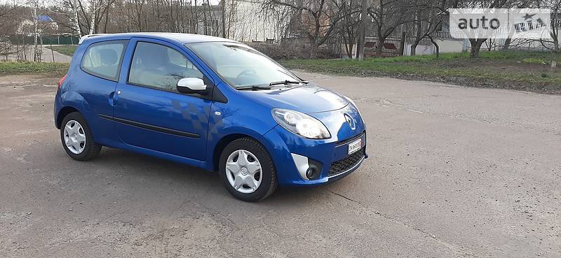 Купе Renault Twingo 2010 в Чернігові