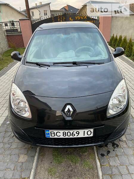 Хетчбек Renault Twingo 2008 в Стрию