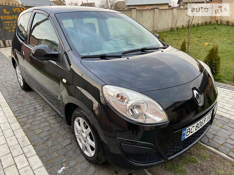 Хетчбек Renault Twingo 2008 в Стрию