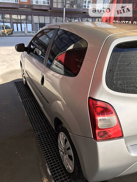 Хетчбек Renault Twingo 2011 в Львові