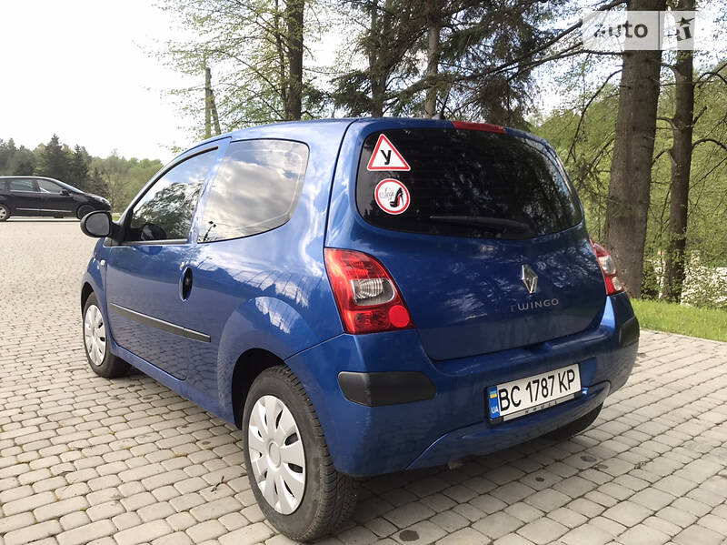Хэтчбек Renault Twingo 2009 в Старом Самборе