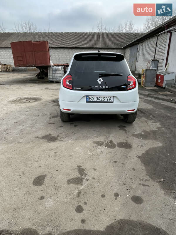 Хэтчбек Renault Twingo 2020 в Белогорье