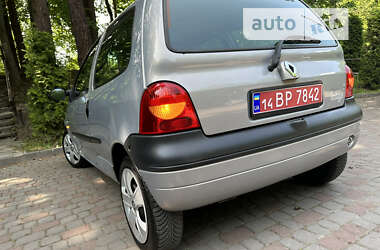 Хэтчбек Renault Twingo 2005 в 