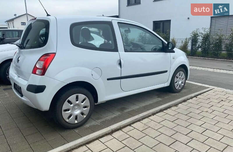 Хэтчбек Renault Twingo 2009 в Миргороде