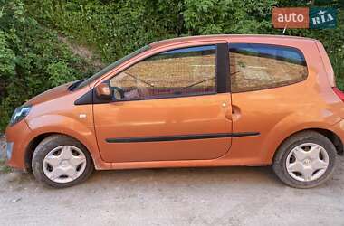 Хэтчбек Renault Twingo 2010 в 