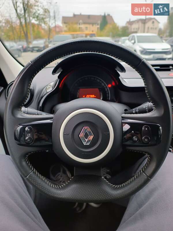 Хэтчбек Renault Twingo 2017 в Днепре