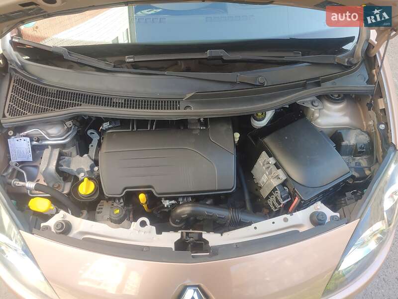 Хэтчбек Renault Twingo 2011 в Тернополе