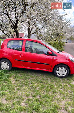 Хэтчбек Renault Twingo 2009 в 