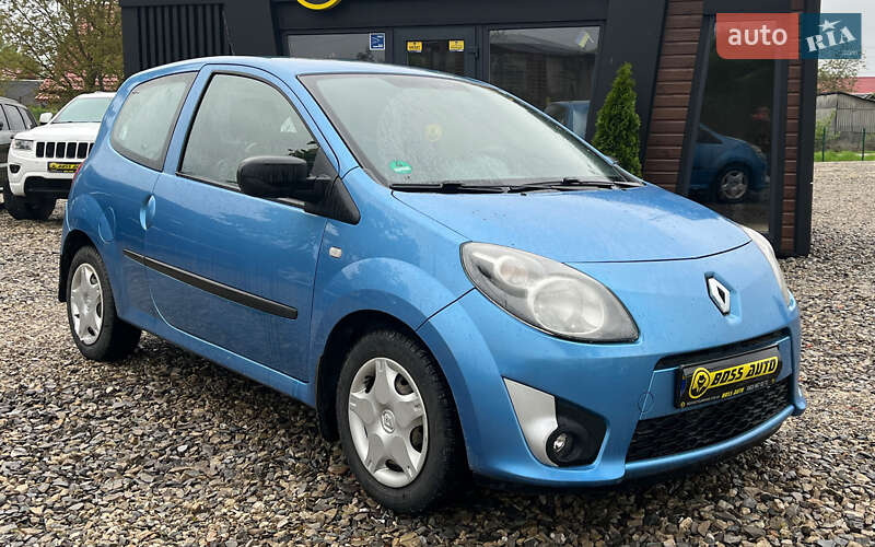 Хетчбек Renault Twingo 2011 в 