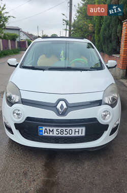 Хэтчбек Renault Twingo 2011 в Звягеле