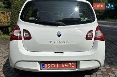 Хэтчбек Renault Twingo 2013 в 