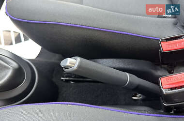 Хэтчбек Renault Twingo 2013 в 