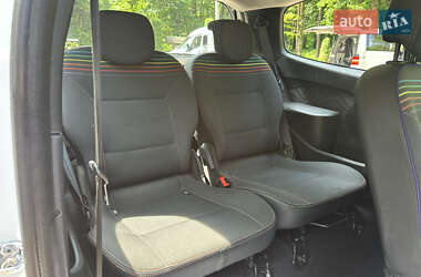 Хэтчбек Renault Twingo 2013 в 