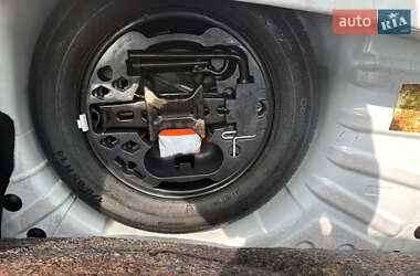 Хэтчбек Renault Twingo 2013 в 
