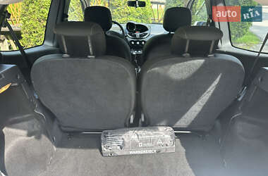 Хэтчбек Renault Twingo 2013 в 