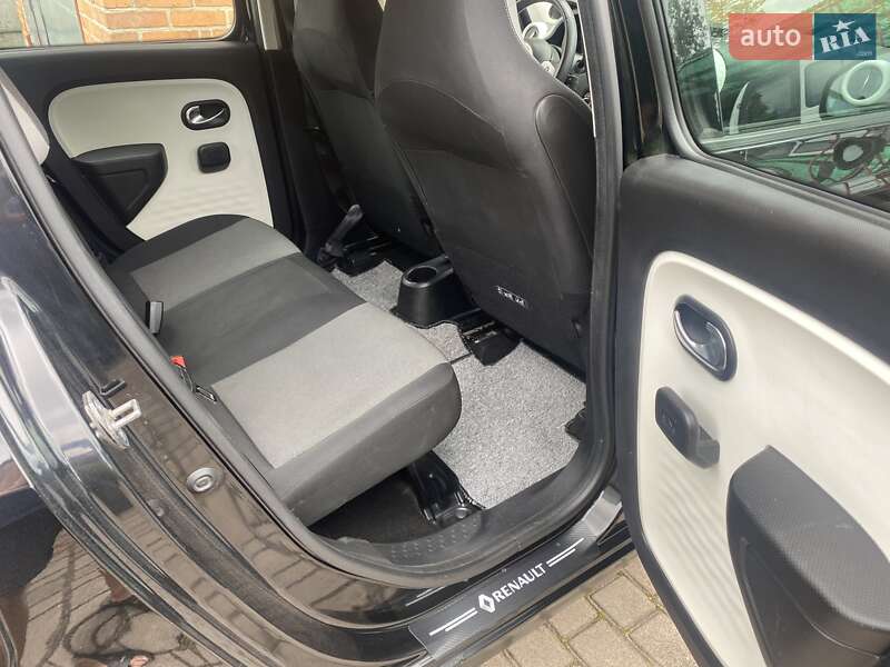 Хэтчбек Renault Twingo 2015 в Нововолынске