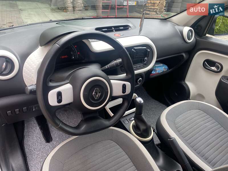 Хэтчбек Renault Twingo 2015 в Нововолынске