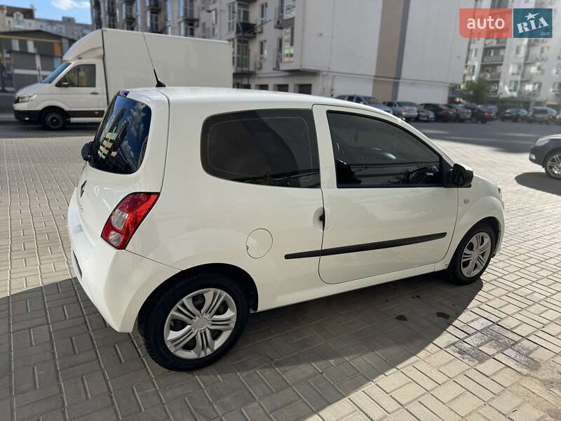 Хетчбек Renault Twingo 2011 в Дніпрі