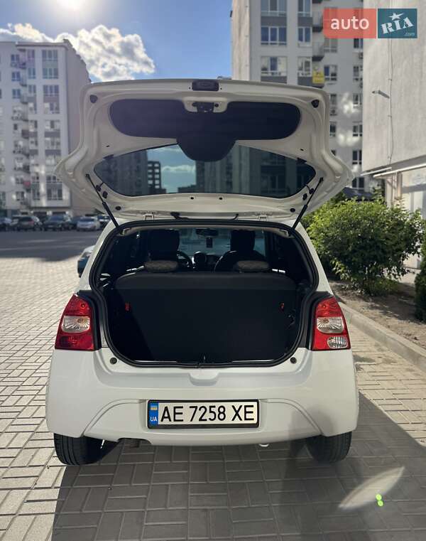 Хетчбек Renault Twingo 2011 в Дніпрі