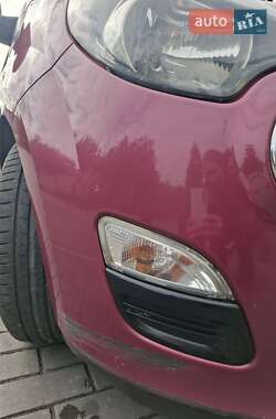 Хэтчбек Renault Twingo 2013 в 
