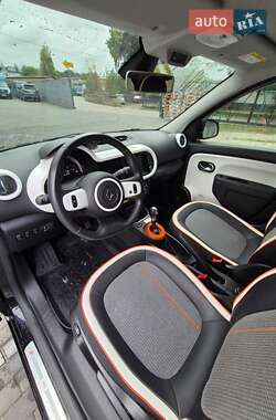 Хэтчбек Renault Twingo 2021 в 