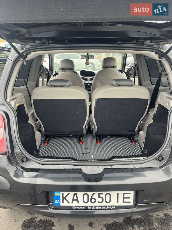 Хетчбек Renault Twingo 2008 в Києві фото 19 Хетчбек Renault Twingo 2008 в Києві