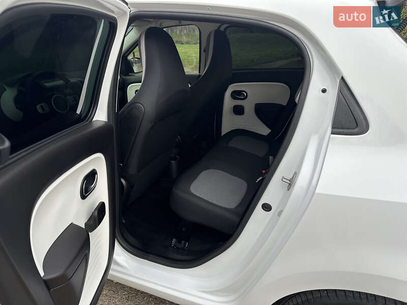 Хэтчбек Renault Twingo 2022 в Коломые фото 17 Хэтчбек Renault Twingo 2022 в Коломые