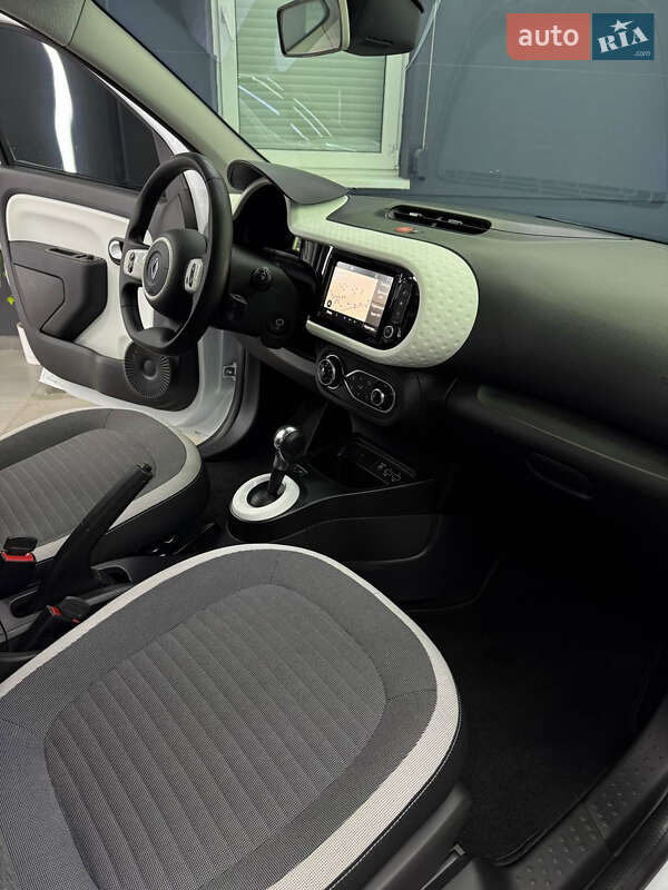 Хэтчбек Renault Twingo 2022 в Коломые фото 51 Хэтчбек Renault Twingo 2022 в Коломые
