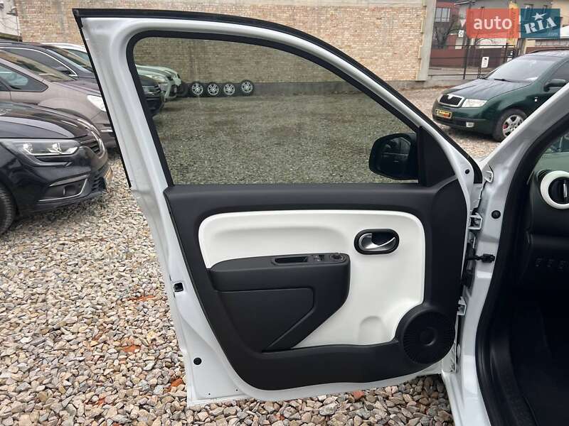 Хэтчбек Renault Twingo 2022 в Коломые фото 12 Хэтчбек Renault Twingo 2022 в Коломые