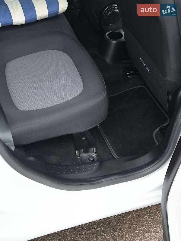 Хэтчбек Renault Twingo 2022 в Ровно