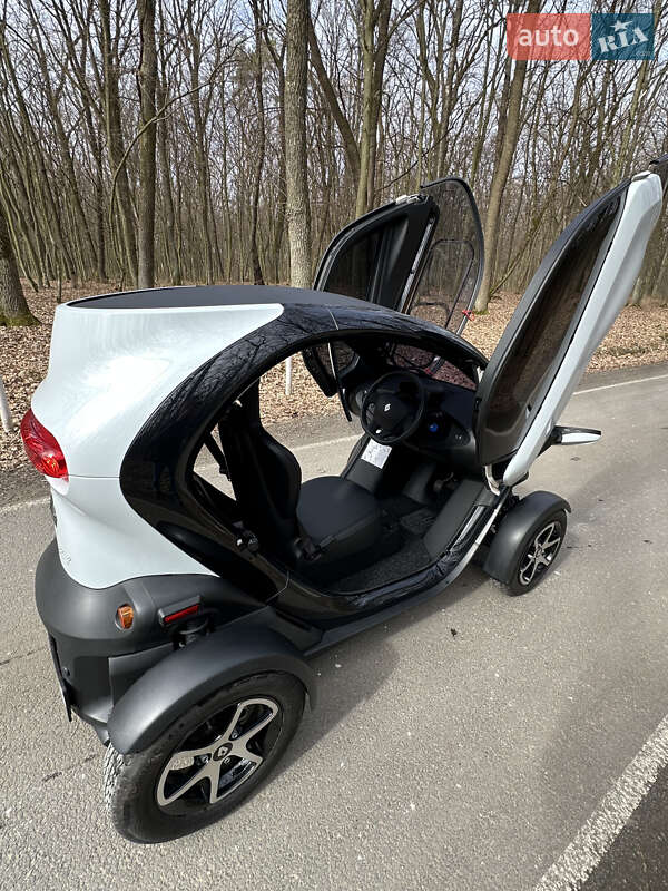 Хетчбек Renault Twizy Z.E. 2017 в Луцьку