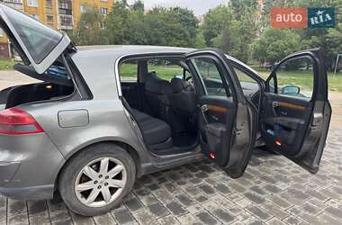 Хэтчбек Renault Vel Satis 2004 в 