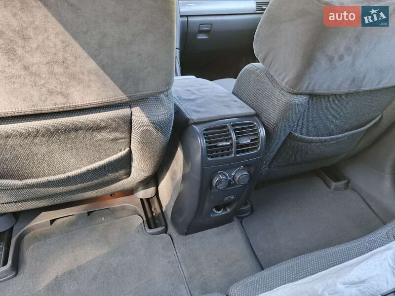 Хэтчбек Renault Vel Satis 2002 в Киеве фото 17 Хэтчбек Renault Vel Satis 2002 в Киеве