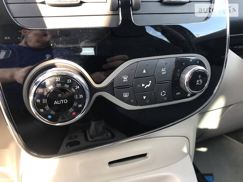 Хэтчбек Renault Zoe 2013 в Луцке