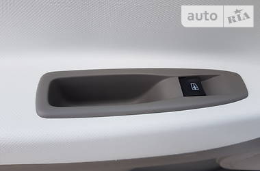 Хетчбек Renault Zoe 2013 в 