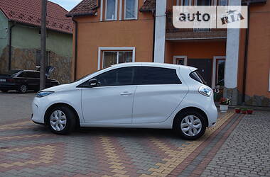 Хэтчбек Renault Zoe 2017 в Самборе