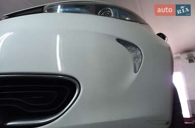 Хэтчбек Renault Zoe 2015 в Киеве