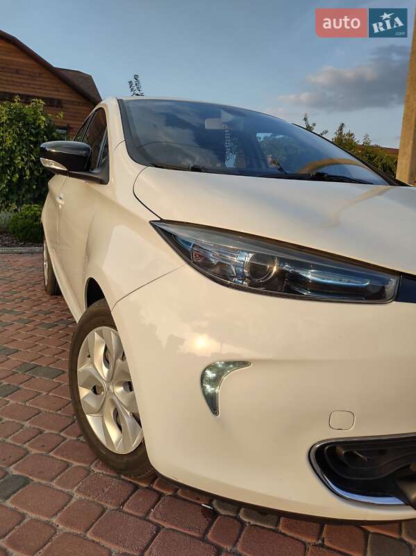 Хетчбек Renault Zoe 2015 в Павлограді