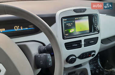 Хэтчбек Renault Zoe 2014 в 