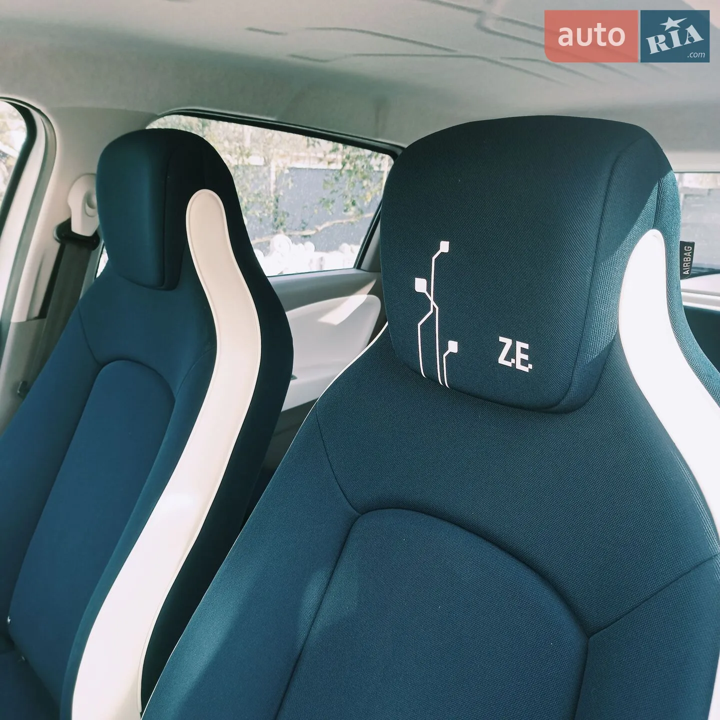 2013 Renault ZOE - мініатюра 13