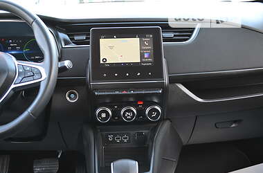 Хетчбек Renault Zoe 2020 в 